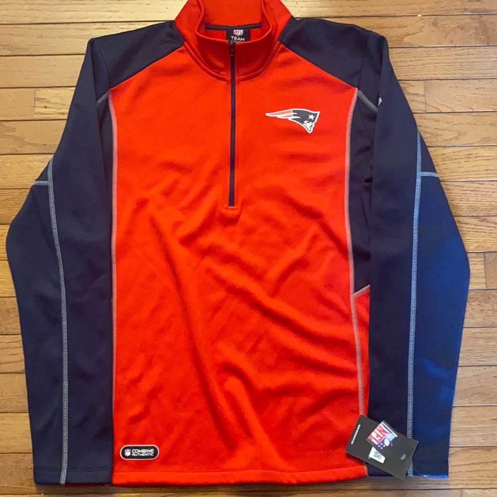 New England Patriots New Era Men’s Pullover, Size L